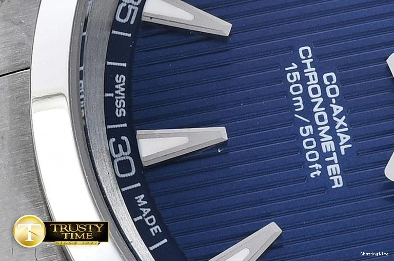 1031 OMG0465H – Aqua Terra 38mm